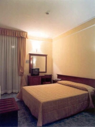 Hotel Impero Brescia Ruang foto